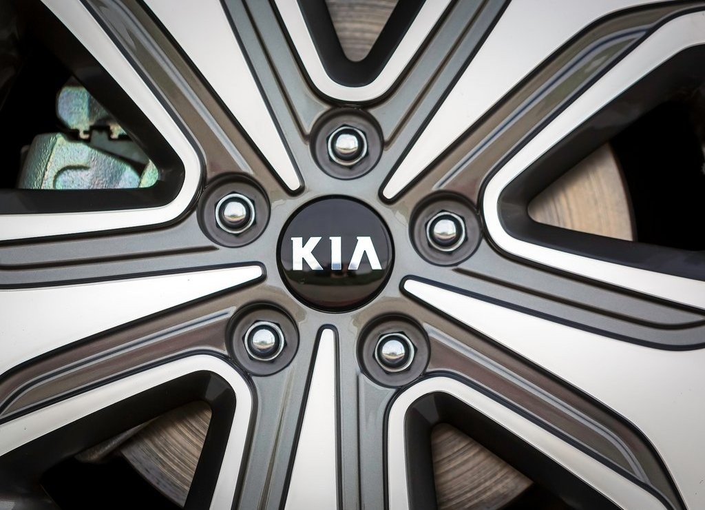 KIA OPTIMA COM VERSÕES HÍBRIDA E HÍBRIDA PLUG-IN EM CHICAGO, foto 17