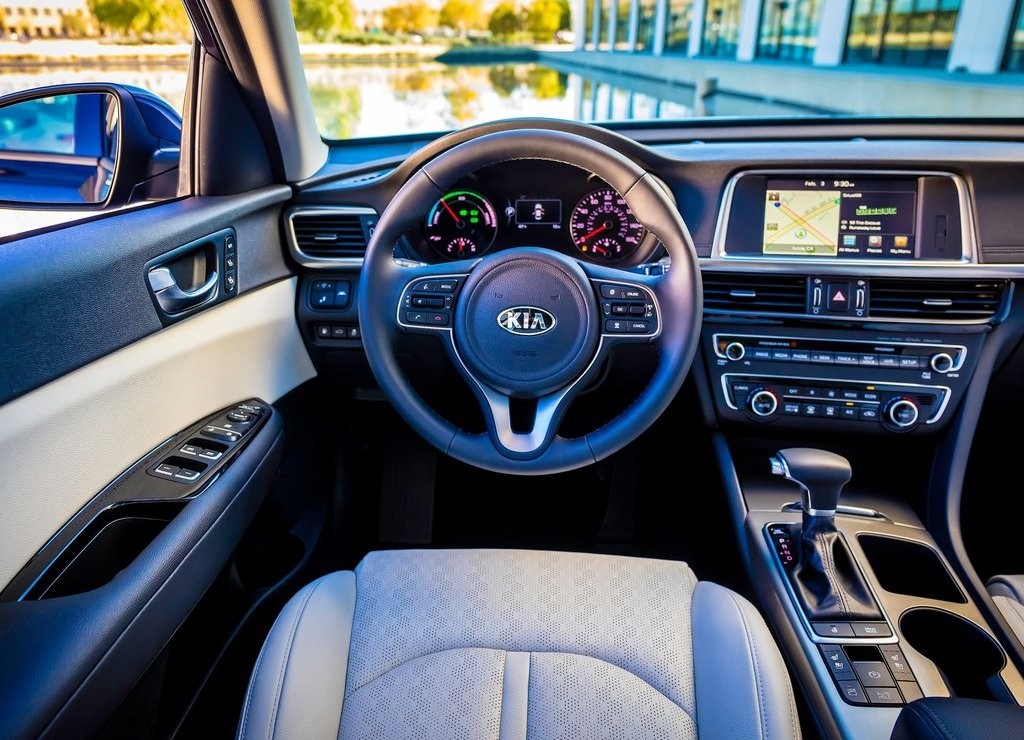 KIA OPTIMA COM VERSÕES HÍBRIDA E HÍBRIDA PLUG-IN EM CHICAGO, foto 25