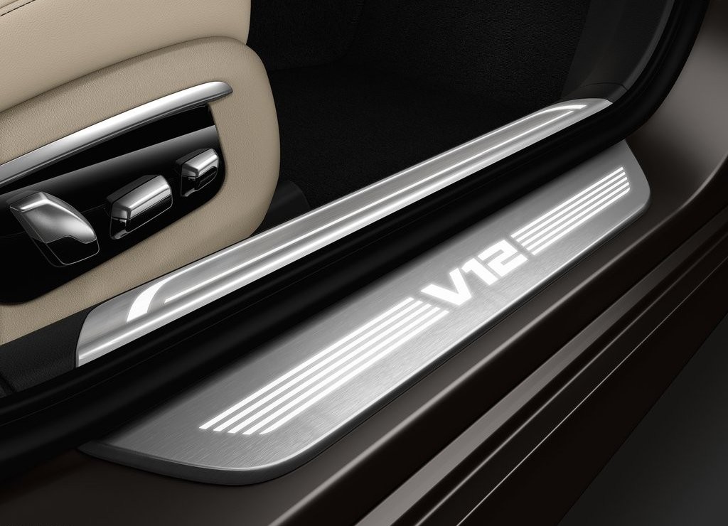 BMW APRESENTARÁ O M760Li xDRIVE COM 600 CV EM GENEBRA, foto 15