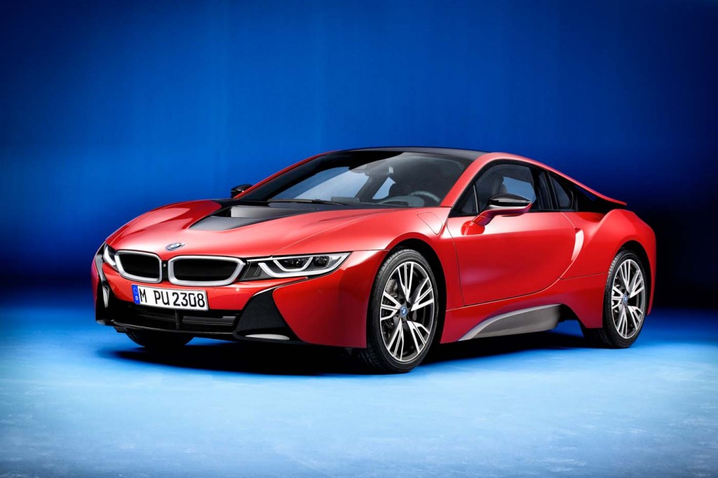 BMW i8 PROTONIC RED EDITION: UNIFORME VERMELHO PARA GENEBRA, foto 2
