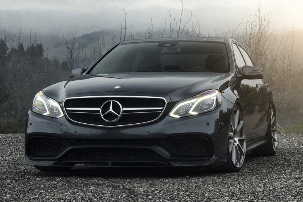 VORSTEINER APRESENTA SEU PROGRAMA PARA O MERCEDES-AMG E 63, foto 1