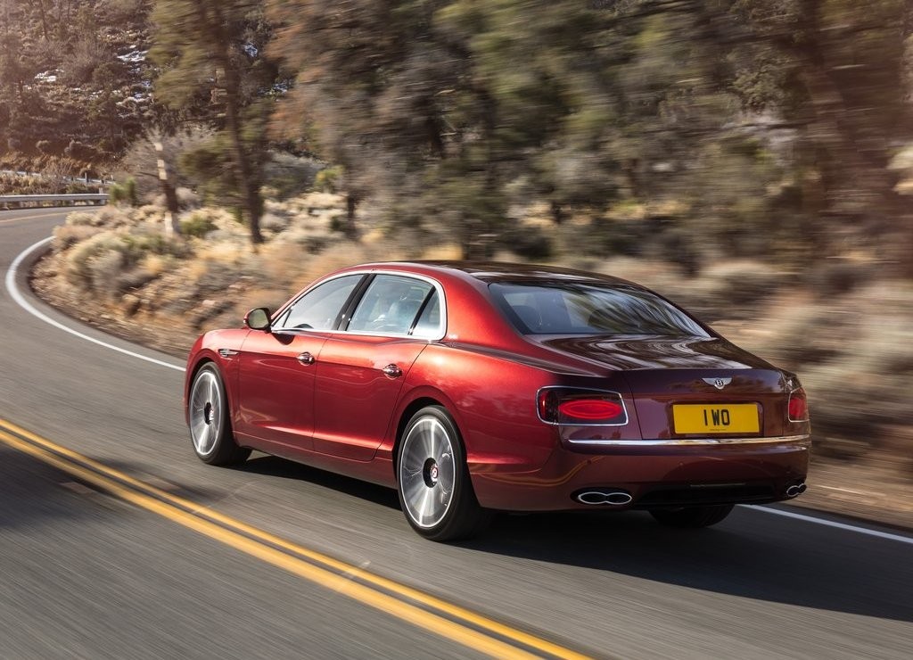 BENTLEY APRESENTARÁ O FLYING SPUR V8 S COM UM TOQUE ESPORTIVO EM GENEBRA, foto 3