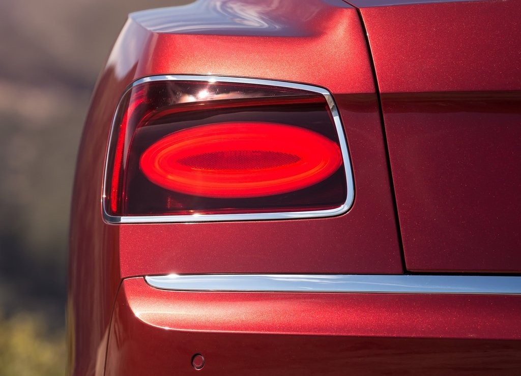 BENTLEY APRESENTARÁ O FLYING SPUR V8 S COM UM TOQUE ESPORTIVO EM GENEBRA, foto 7