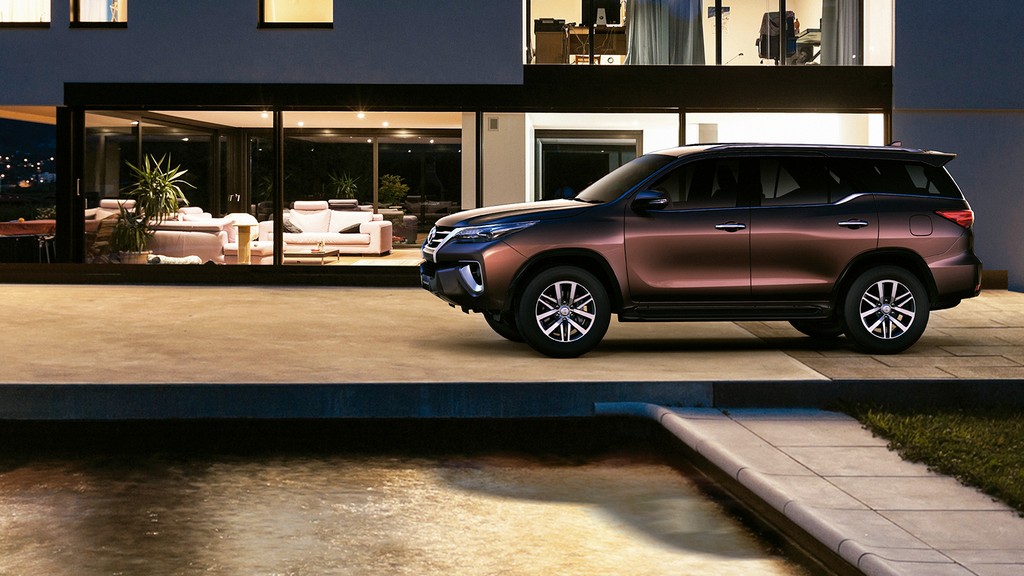 TOYOTA APRESENTA A NOVA GERAÇÃO DO SW4 AO MERCADO BRASILEIRO, foto 2
