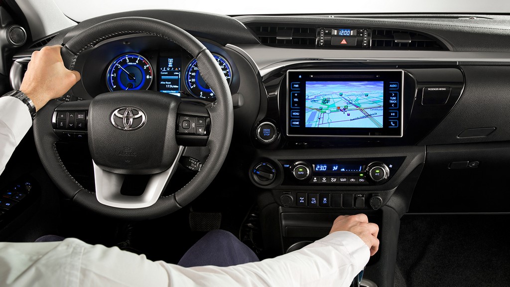 TOYOTA APRESENTA A NOVA GERAÇÃO DO SW4 AO MERCADO BRASILEIRO, foto 8