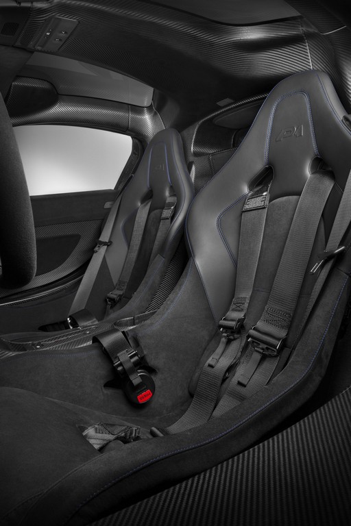 McLAREN APRESENTA EDIÇÕES DO P1 E DO 675LT SPIDER COM A ASSINATURA MSO, foto 6