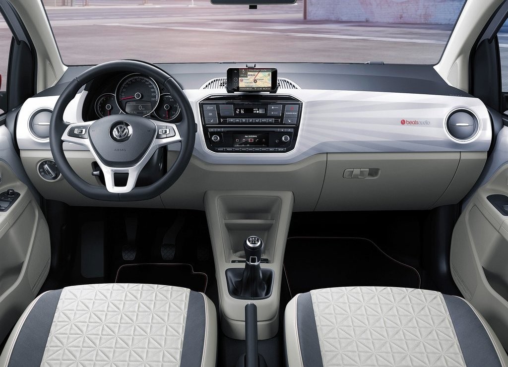 VOLKSWAGEN UP! RENOVADO SERÁ REVELADO EM GENEBRA, foto 17
