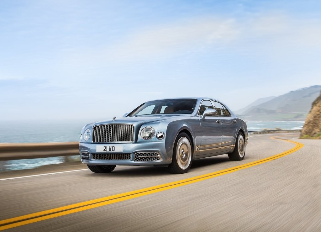 BENTLEY RENOVA A LINHA DO MULSANNE, foto 2
