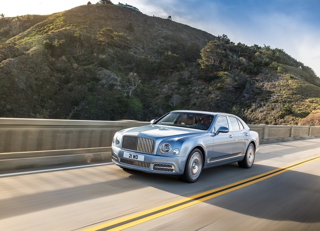 BENTLEY RENOVA A LINHA DO MULSANNE, foto 3
