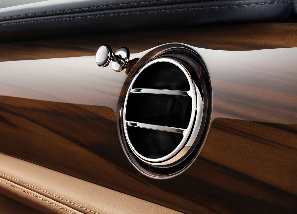 BENTLEY RENOVA A LINHA DO MULSANNE, foto 11