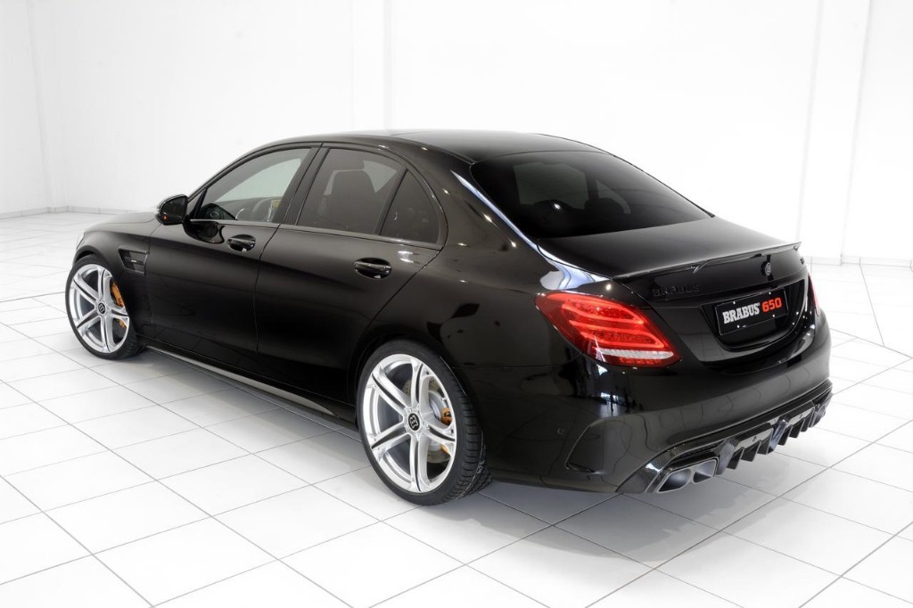 BRABUS REVELA SEU MERCEDES-AMG C 63 S COM 650 CV, foto 7