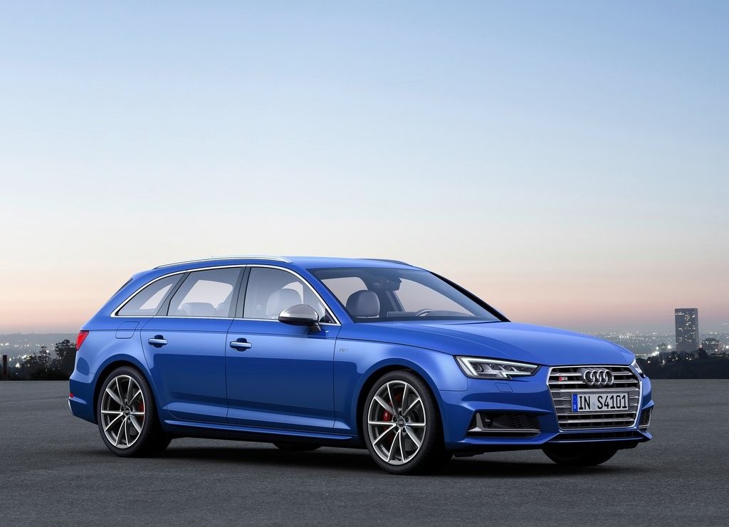 AUDI REVELA O S4 AVANT, foto 1