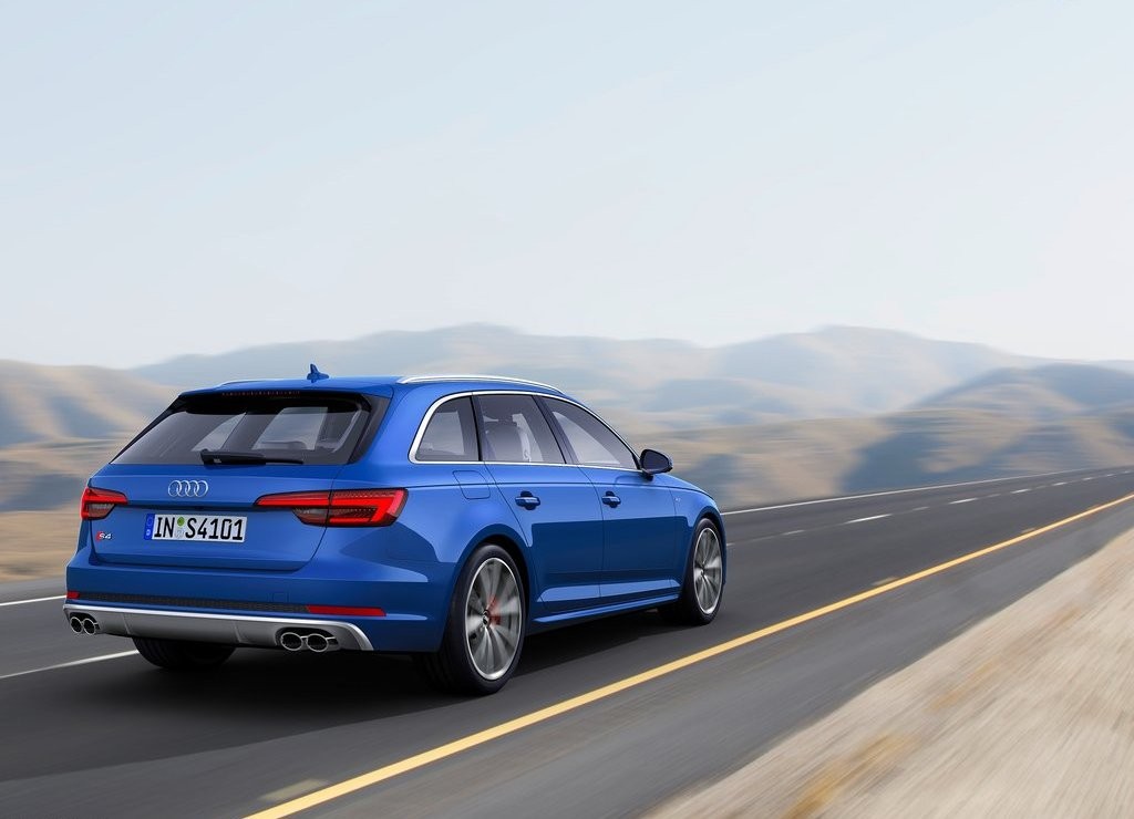 AUDI REVELA O S4 AVANT, foto 11