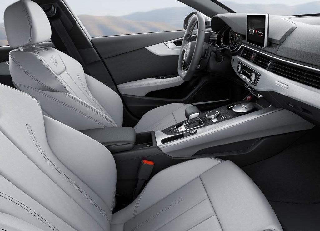 AUDI REVELA O S4 AVANT, foto 17