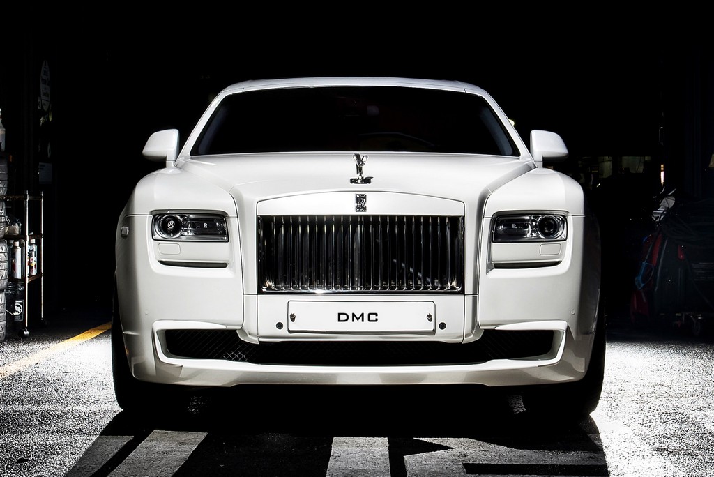 DMC PREPARA UM ROLLS-ROYCE GHOST PARA O ‘PRÍNCIPE DA ÁSIA’, foto 1