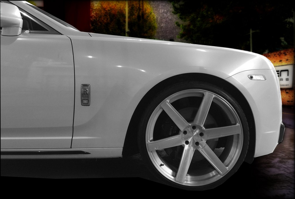 DMC PREPARA UM ROLLS-ROYCE GHOST PARA O ‘PRÍNCIPE DA ÁSIA’, foto 6