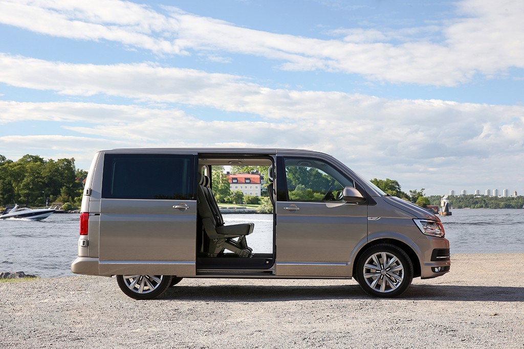 VOLKSWAGEN CARAVELLE T6: TRANSPORTE DE PASSAGEIROS COM LUXO E CONFORTO, foto 13
