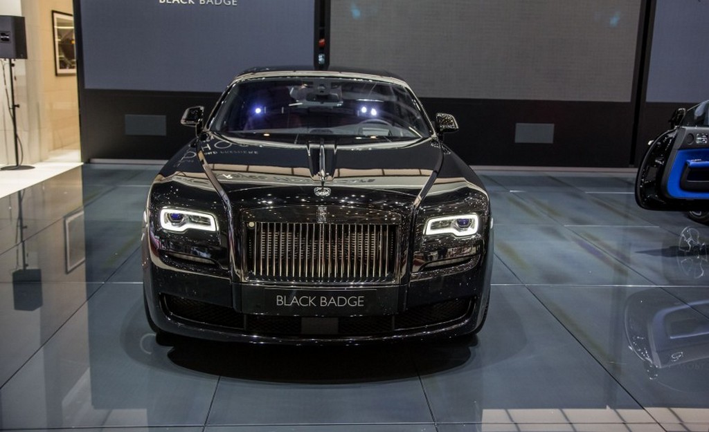 ROLLS-ROYCE APRESENTA A EDIÇÃO ESPECIAL BLACK BADGE PARA OS MODELOS GHOST E WRAITH, foto 15