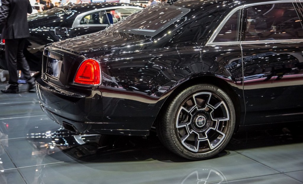 ROLLS-ROYCE APRESENTA A EDIÇÃO ESPECIAL BLACK BADGE PARA OS MODELOS GHOST E WRAITH, foto 20