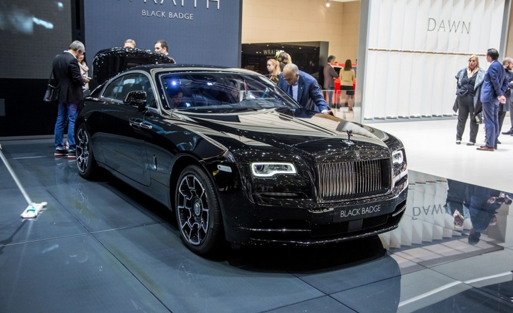 ROLLS-ROYCE APRESENTA A EDIÇÃO ESPECIAL BLACK BADGE PARA OS MODELOS GHOST E WRAITH, foto 34