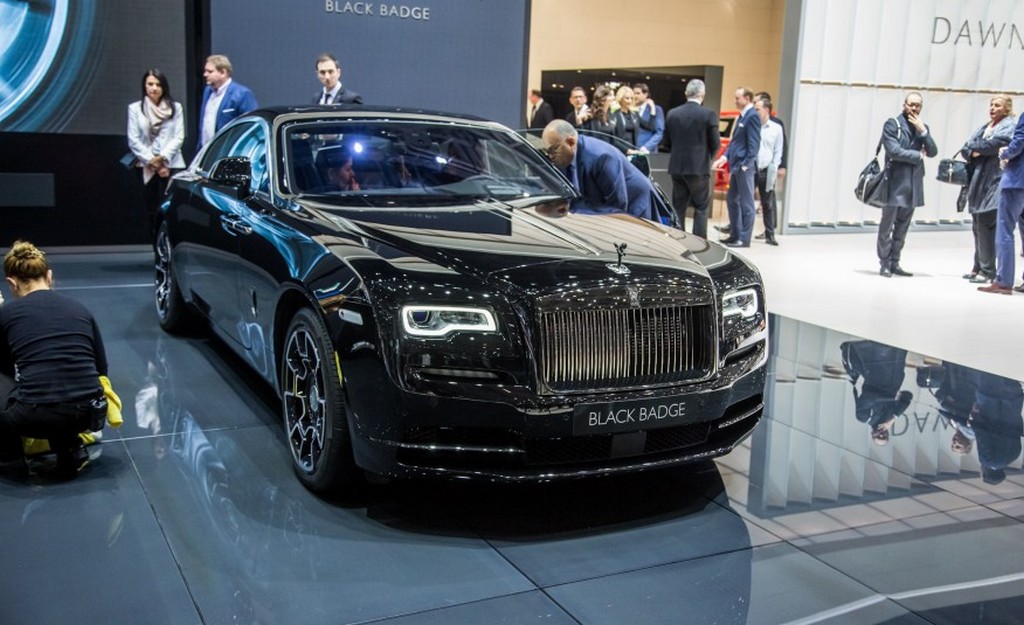 ROLLS-ROYCE APRESENTA A EDIÇÃO ESPECIAL BLACK BADGE PARA OS MODELOS GHOST E WRAITH, foto 37