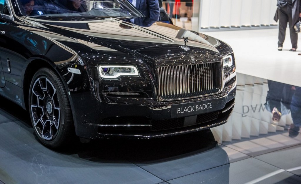 ROLLS-ROYCE APRESENTA A EDIÇÃO ESPECIAL BLACK BADGE PARA OS MODELOS GHOST E WRAITH, foto 38