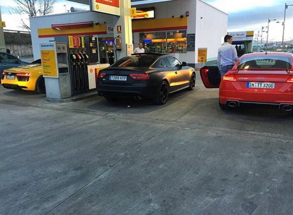 AUDI TT-RS E R8 SPYDER APANHADOS EM TESTES NA ESPANHA, foto 4