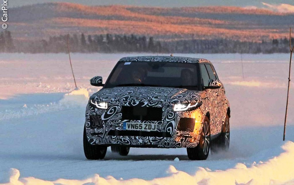 JAGUAR E-PACE SEGUE EM TESTES DE DESENVOLVIMENTO NA EUROPA, foto 1