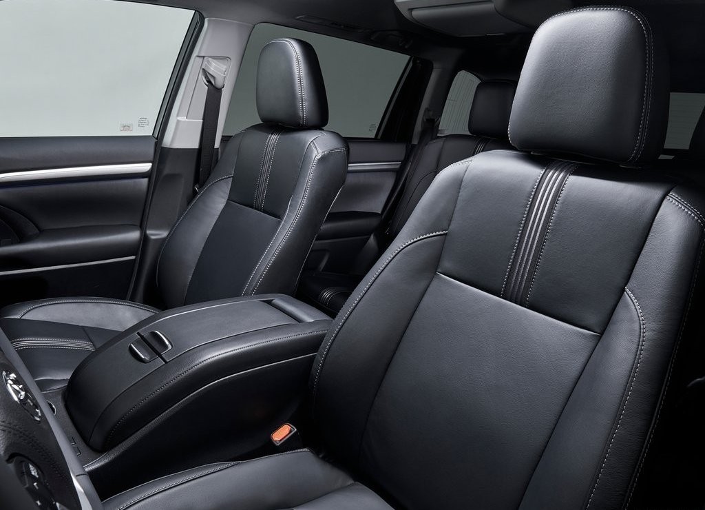 TOYOTA HIGHLANDER 2017 SERÁ APRESENTADO NO SALÃO DE NEW YORK, foto 3