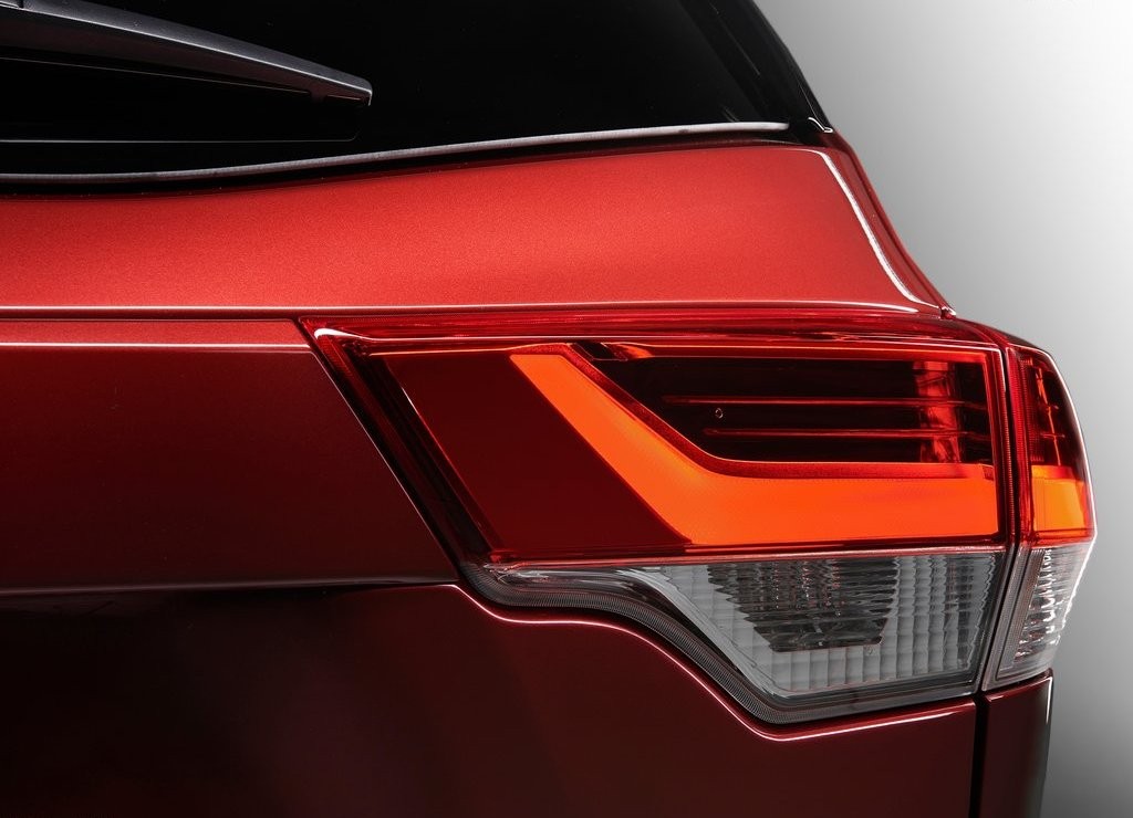 TOYOTA HIGHLANDER 2017 SERÁ APRESENTADO NO SALÃO DE NEW YORK, foto 8