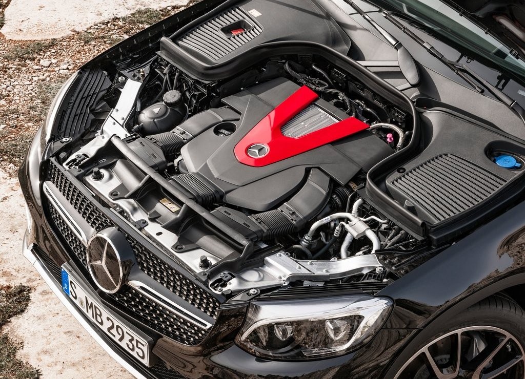 MERCEDES-AMG GLC 43 4MATIC REVELADO ANTES DA ESTREIA NO SALÃO DE NEW YORK, foto 27