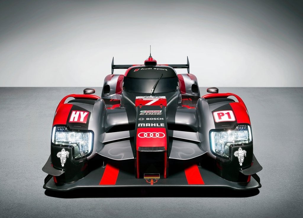 AUDI APRESENTA O NOVO R18 DE COMPETIÇÃO NA CONFIGURAÇÃO FINAL, foto 7