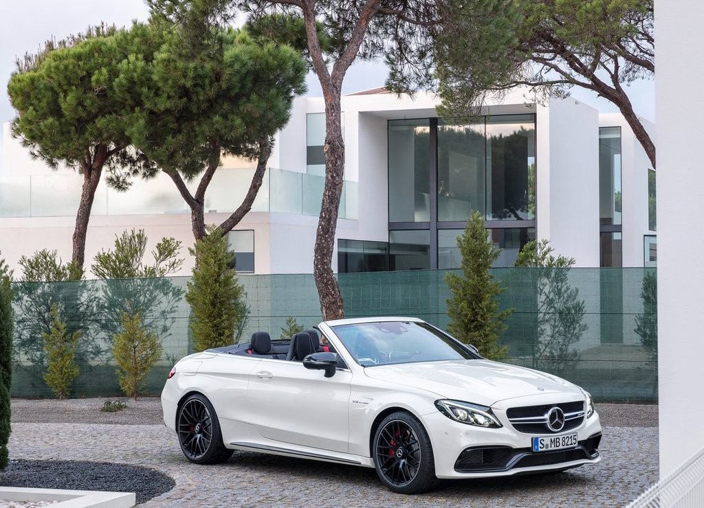 MERCEDES-AMG C 63 CABRIOLET ESTREIA EM NEW YORK, foto 4