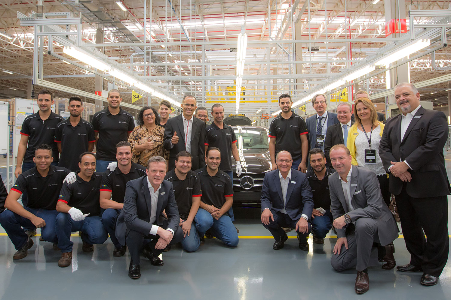MERCEDES-BENZ DÁ INÍCIO À PRODUÇÃO DE AUTOMÓVEIS NO BRASIL, foto 2