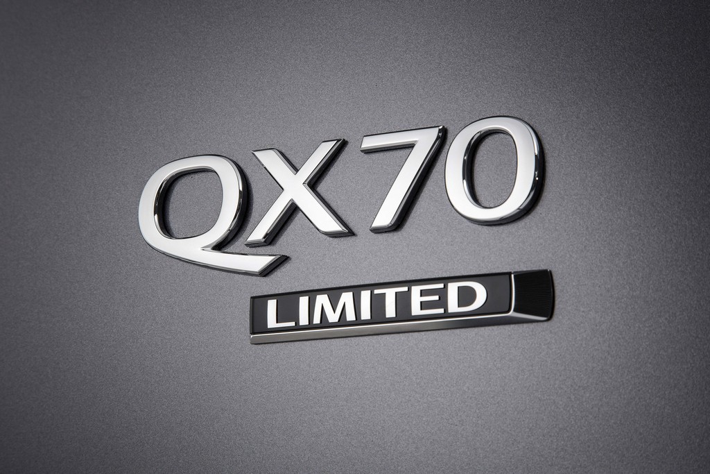 INFINITI QX70 LIMITED EDITION CHEGA A NEW YORK COM ALGUNS RETOQUES, foto 8