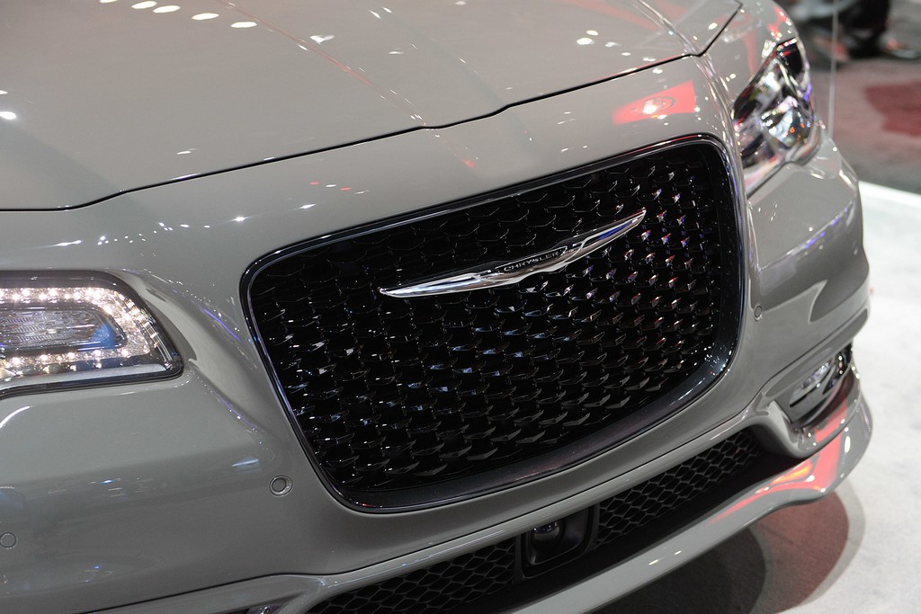 CHRYSLER APRESENTA EM NEW YORK O PACOTE SPORT PARA O 300S, foto 11