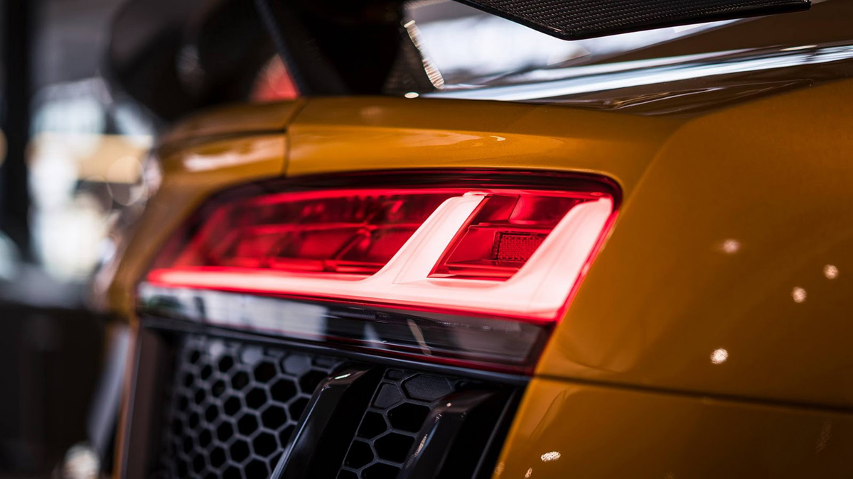 UM AUDI R8 V10 PLUS PREPARADO PELA AUDI EXCLUSIVE, foto 6