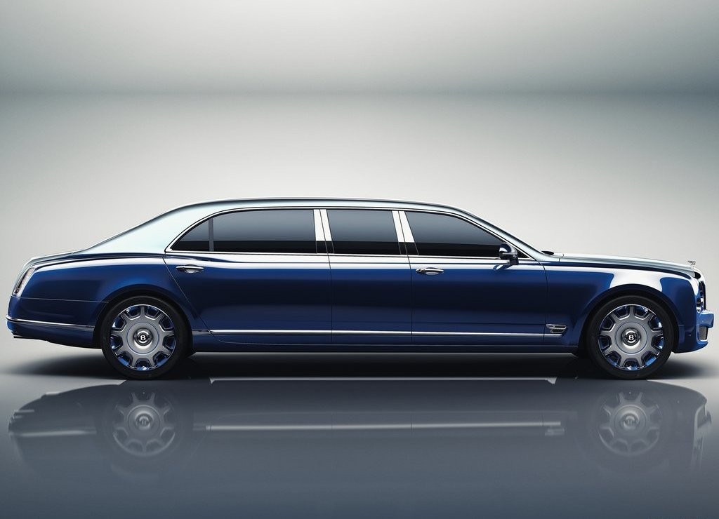 BENTLEY MULSANNE GRAND LIMOUSINE BY MULLINER: LUXO E SOFISTICAÇÃO PARA SEIS PESSOAS, foto 2