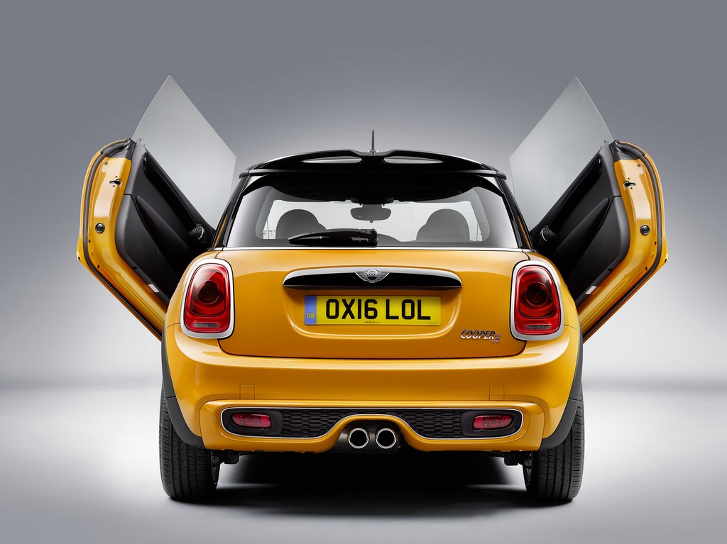 MINI REVELA AS NOVAS ‘PORTAS TESOURA’ PARA SEUS MODELOS, foto 6