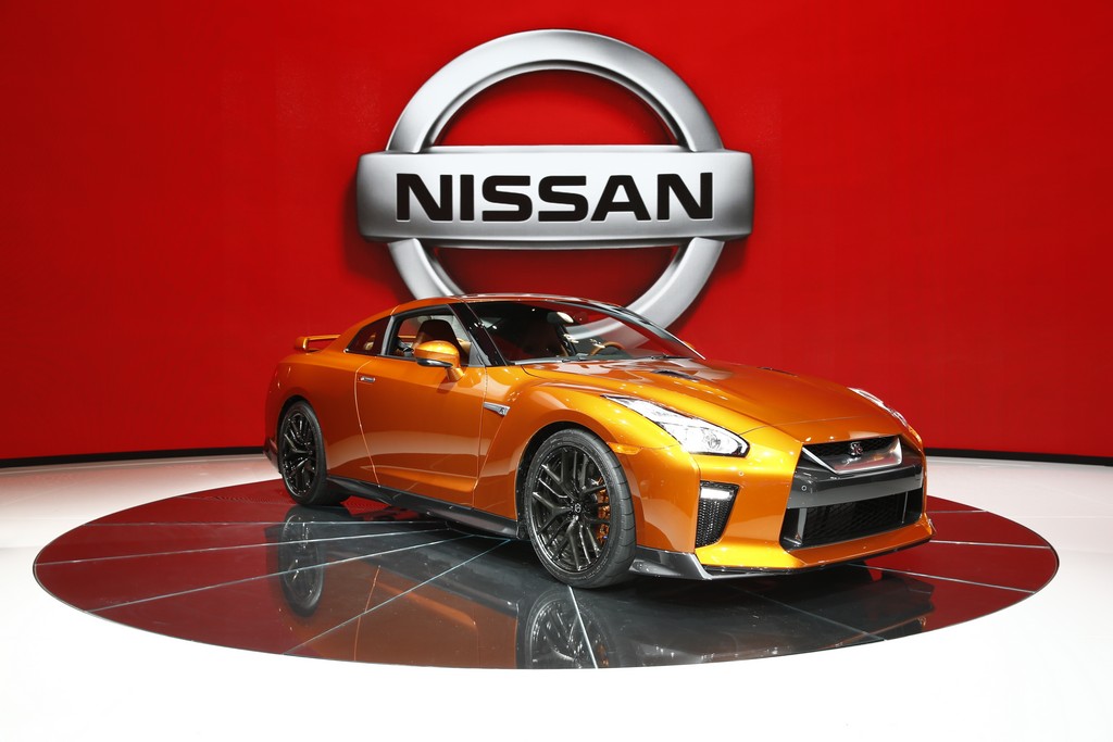USAIN BOLT MARCA PRESENÇA NA APRESENTAÇÃO DO RENOVADO NISSAN GT-R 2017 EM NEW YORK, foto 3