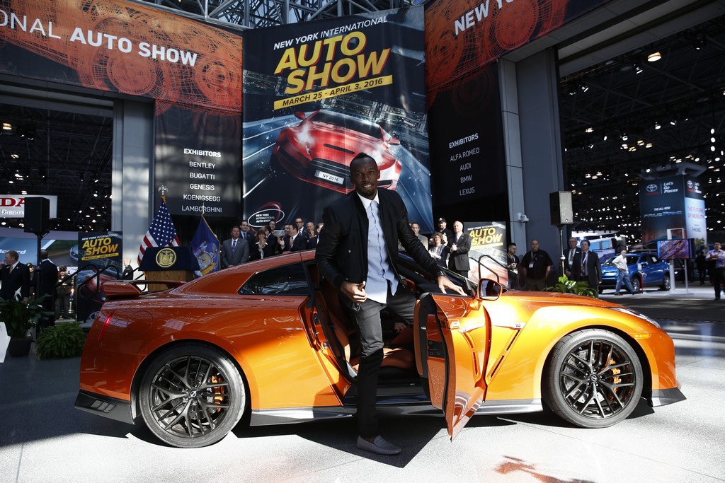 USAIN BOLT MARCA PRESENÇA NA APRESENTAÇÃO DO RENOVADO NISSAN GT-R 2017 EM NEW YORK, foto 4