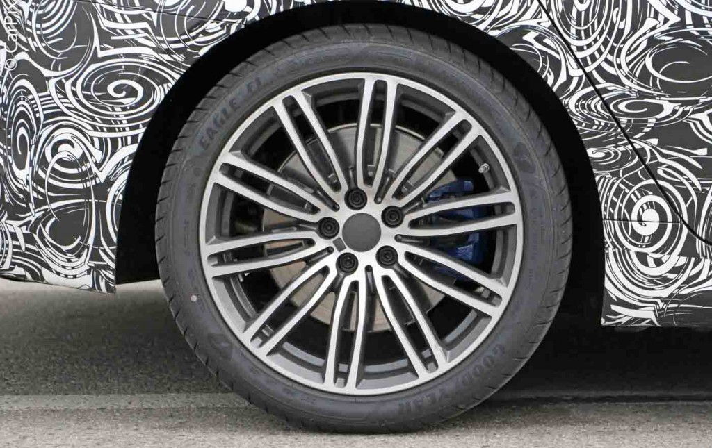 NOVO BMW SÉRIE 5 SEGUE EM TESTES DE DESENVOLVIMENTO COM DIVERSAS VERSÕES, foto 9