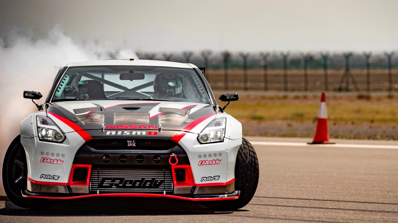 NISSAN GT-R NISMO BATE O RECORDE MUNDIAL DE DRIFT, foto 1