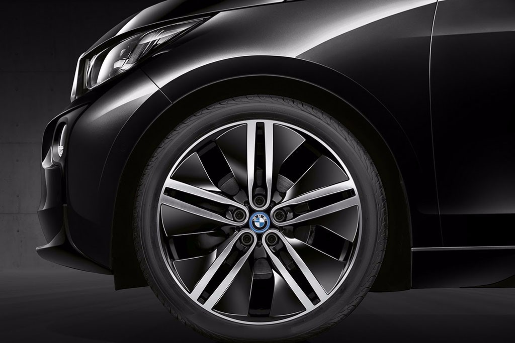 BMW i3 CARBONIGHT: UMA EDIÇÃO ESPECIAL PARA O MERCADO JAPONÊS, foto 4