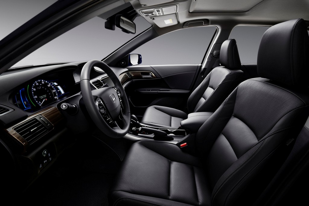 NOVO HONDA ACCORD HYBRID: AGORA COM 212 CV, foto 6