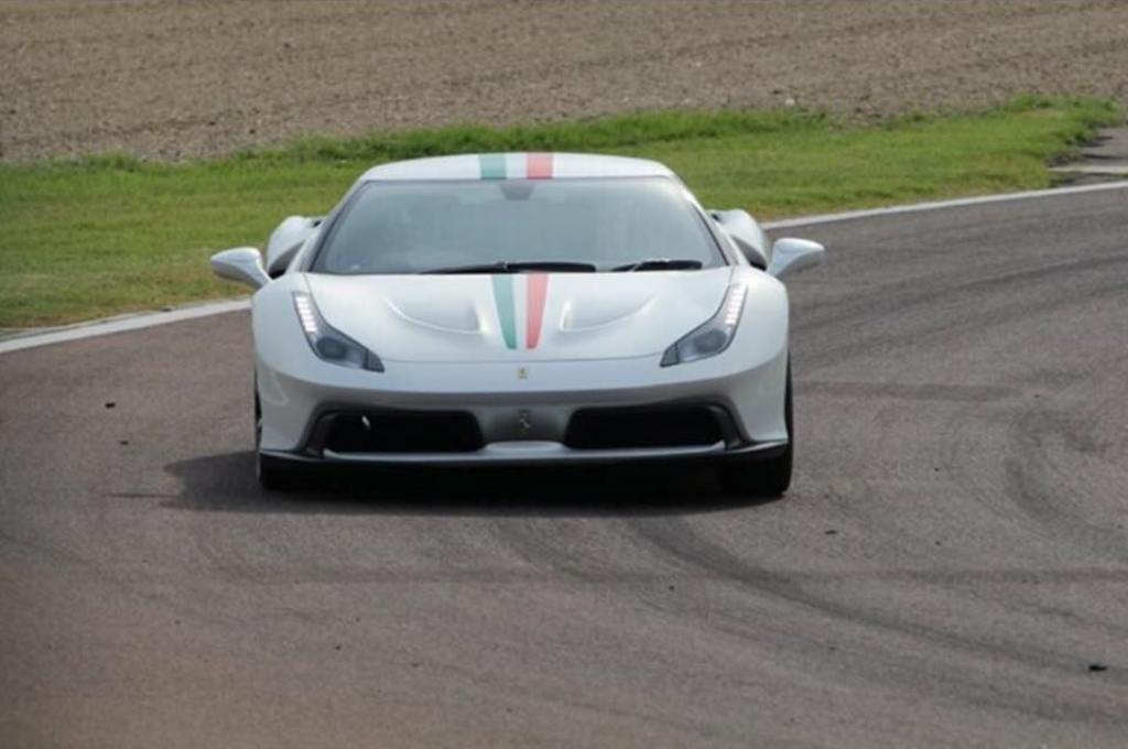 UM NOVO FERRARI SENDO TESTADO EM FIORANO, foto 1