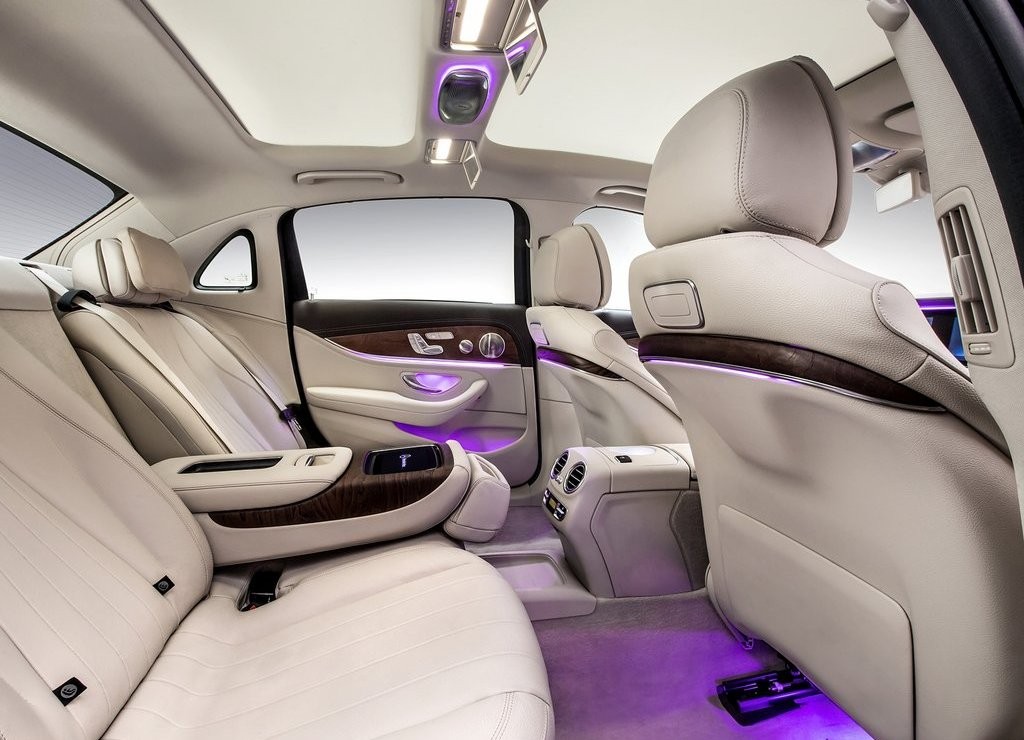 NOVO MERCEDES-BENZ E CLASS L: BASE ESTENDIDA E EXCLUSIVO PARA A CHINA, foto 8
