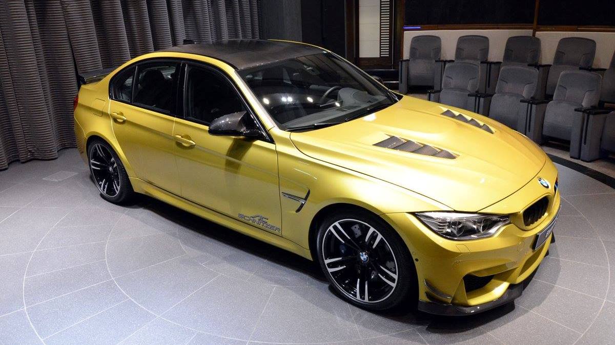 BMW M3 SEDAN COM ACESSÓRIOS M PERFORMANCE, AC SCHNITZER E MANHART MOSTRADO EM ABU DHABI, foto 2
