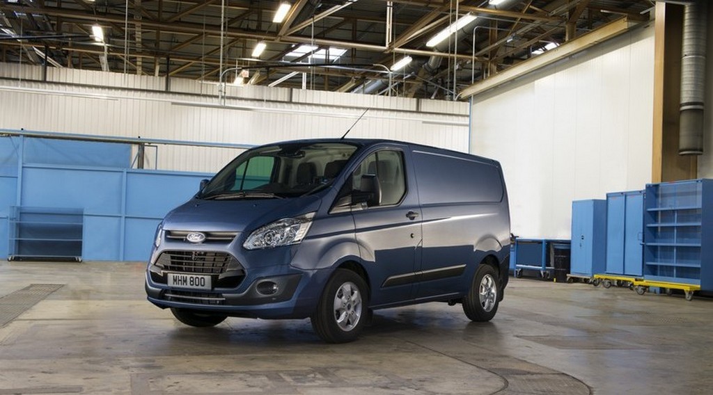 FORD TRANSIT E TRANSIT CUSTOM OFERECEM AGORA MAIS EQUIPAMENTO, foto 8