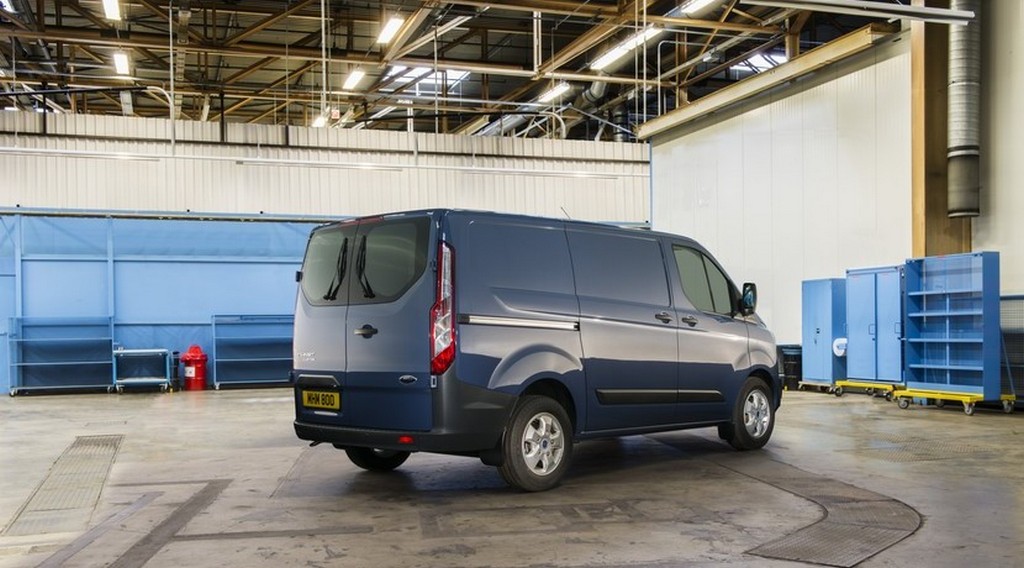 FORD TRANSIT E TRANSIT CUSTOM OFERECEM AGORA MAIS EQUIPAMENTO, foto 9